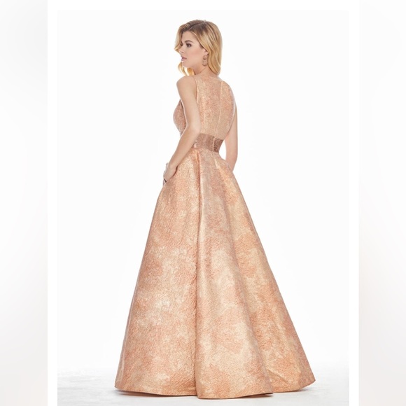 Ashley Lauren Collection Ball Gown NWT - Picture 3 of 7